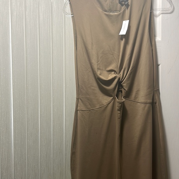 Banana Republic dress - Picture 3 of 6